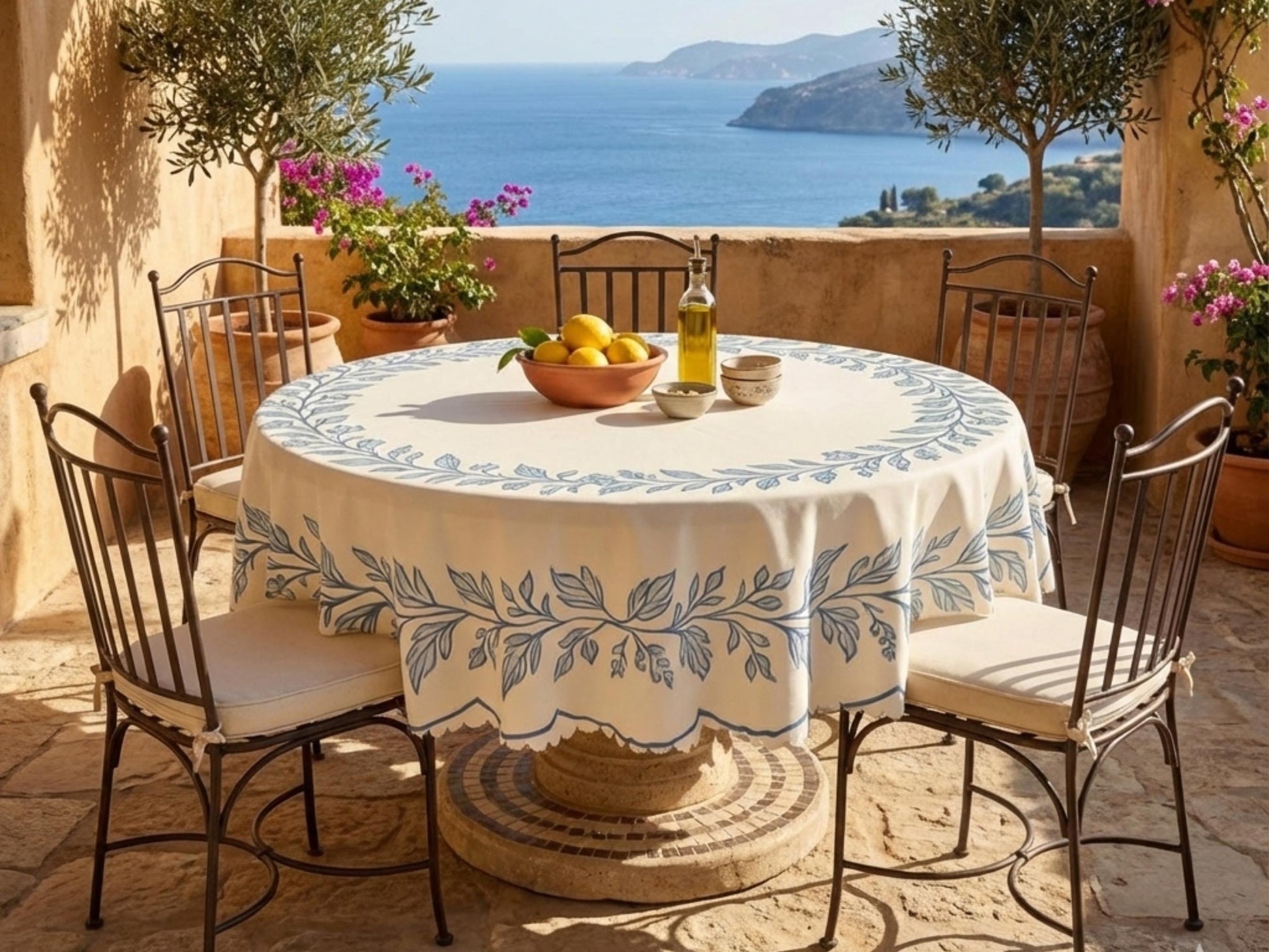 Floral Tablecloth Blue Beige Round 60in Scalloped Edge Lace Details For Dining Table Spill-Proof Beige Washable Fabric Table Cloth Dining