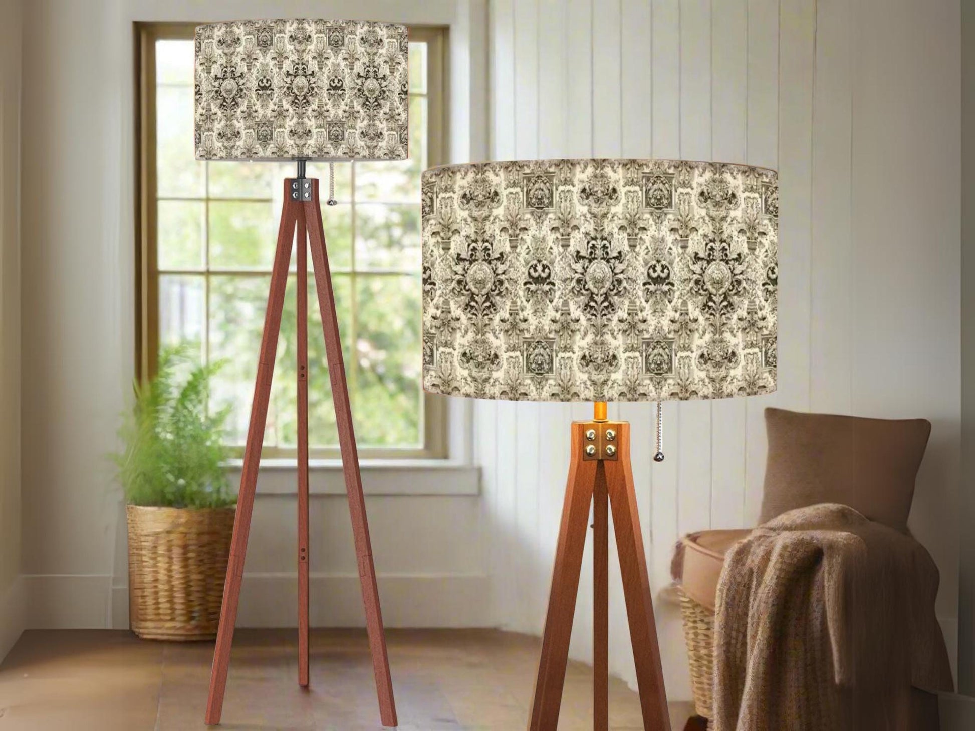 Floor Lamp Tripod Solid Wood Tall Lamp Fleur-de-lis French Royal Vintage Inspired Shade Living Room Lighting for Bedroom Home Decor Dining
