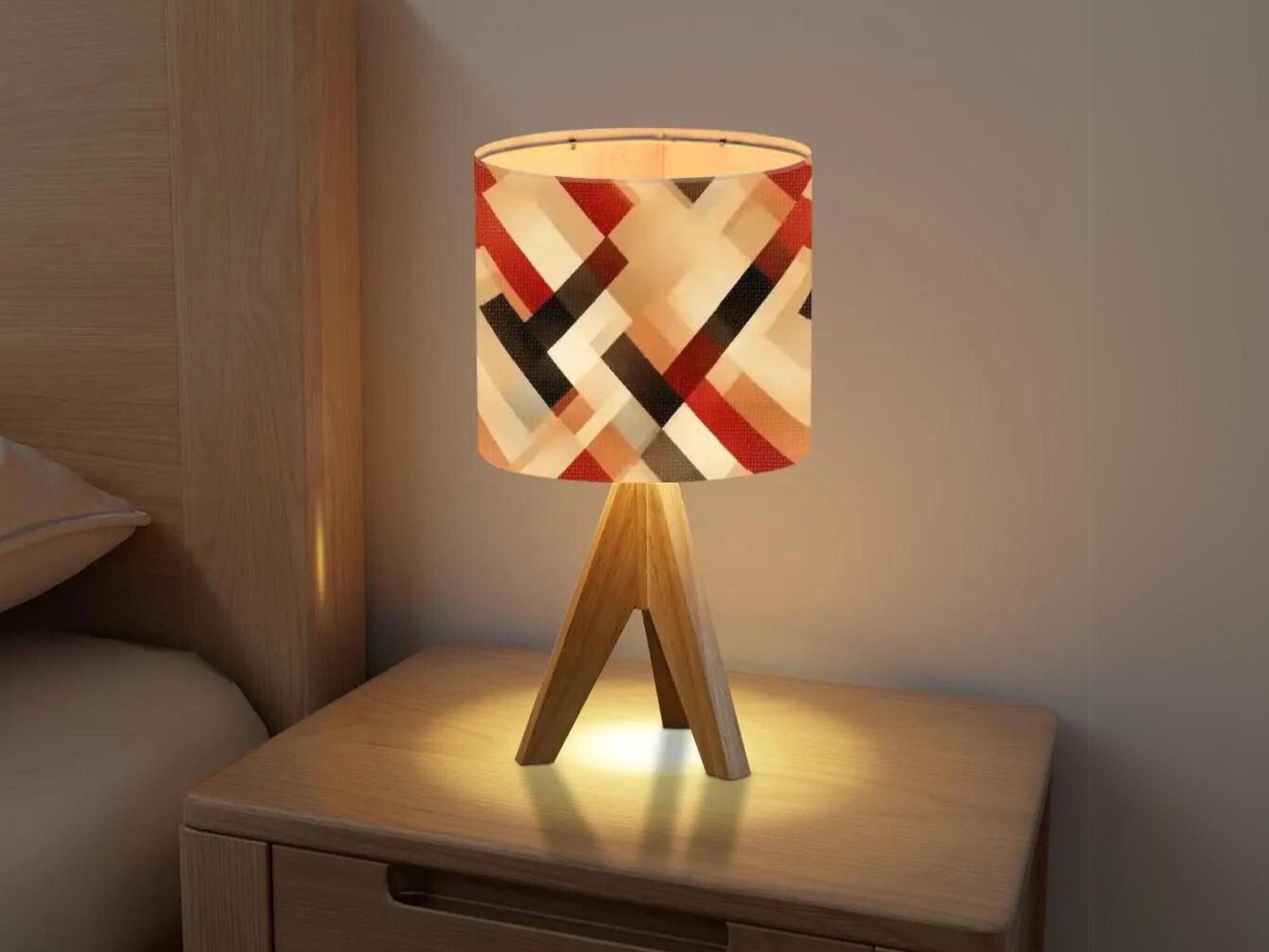 Tripod Table Lamp Geometric Pattern