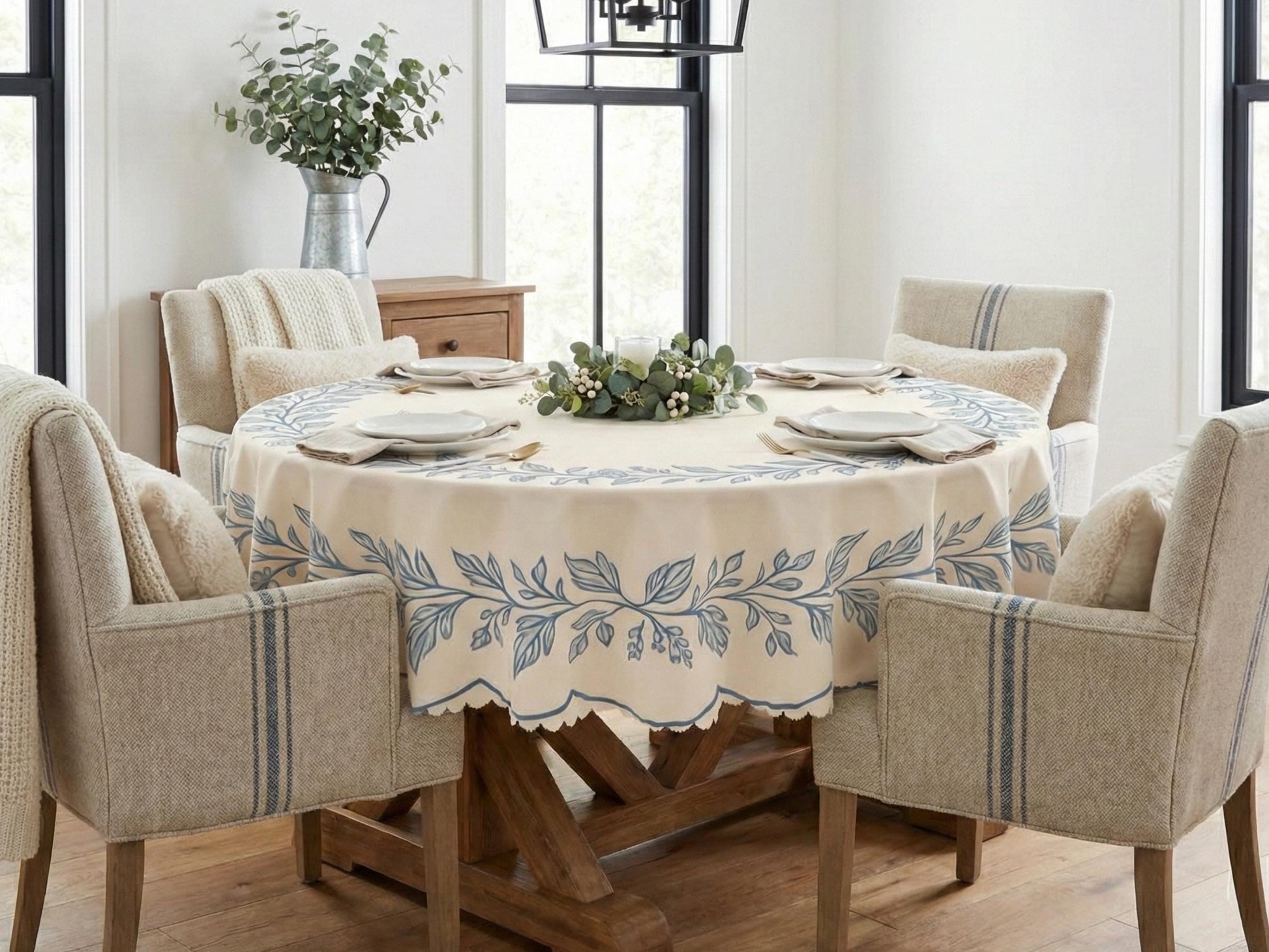 Floral Tablecloth Blue Beige Round 60in Scalloped Edge Lace Details For Dining Table Spill-Proof Beige Washable Fabric Table Cloth Dining