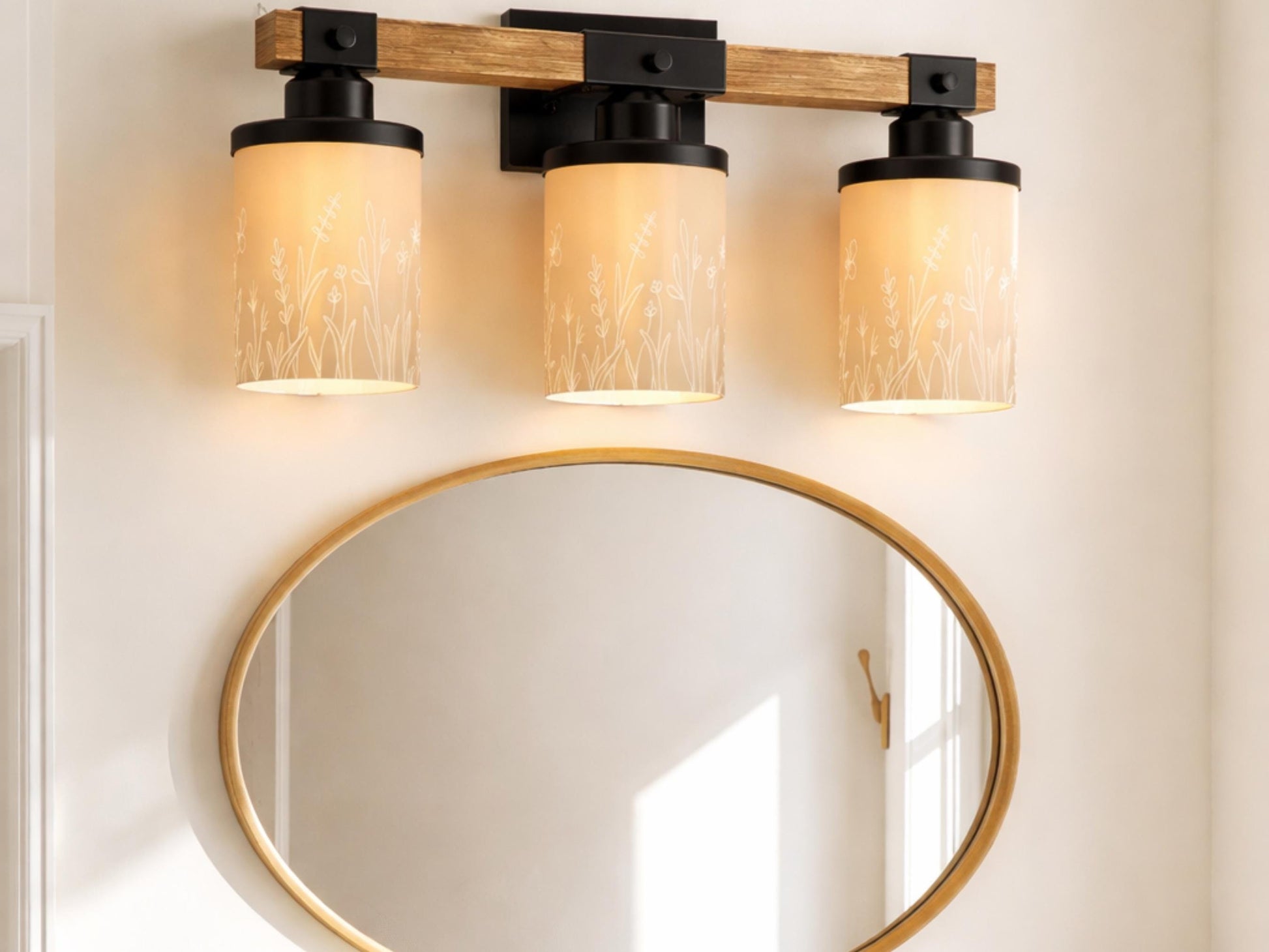 Vanity Light Fixture 3-Light Wildflower Floral Farmhouse Luxury Bathroom Lighting Flowers Metal and Glass Restroom Light Over Sink Decor
