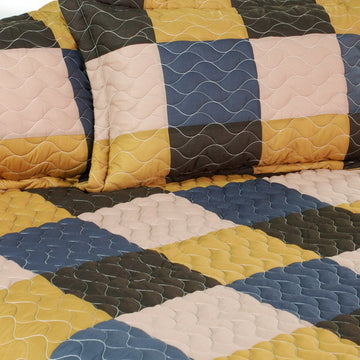 [Antique Chic] 3PC Vermicelli-Quilted Patchwork Quilt Set (Full/Queen Size)